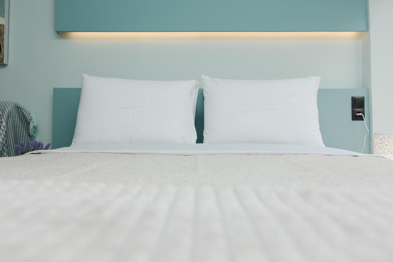Ellmar - New & Modern In The Center Apartment *